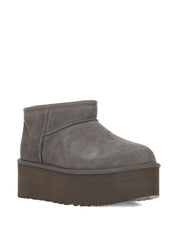 UGG - Stivali - 1135092