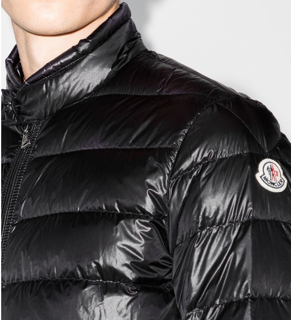 Moncler  Nero