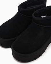 UGG - Stivali - 1135092
