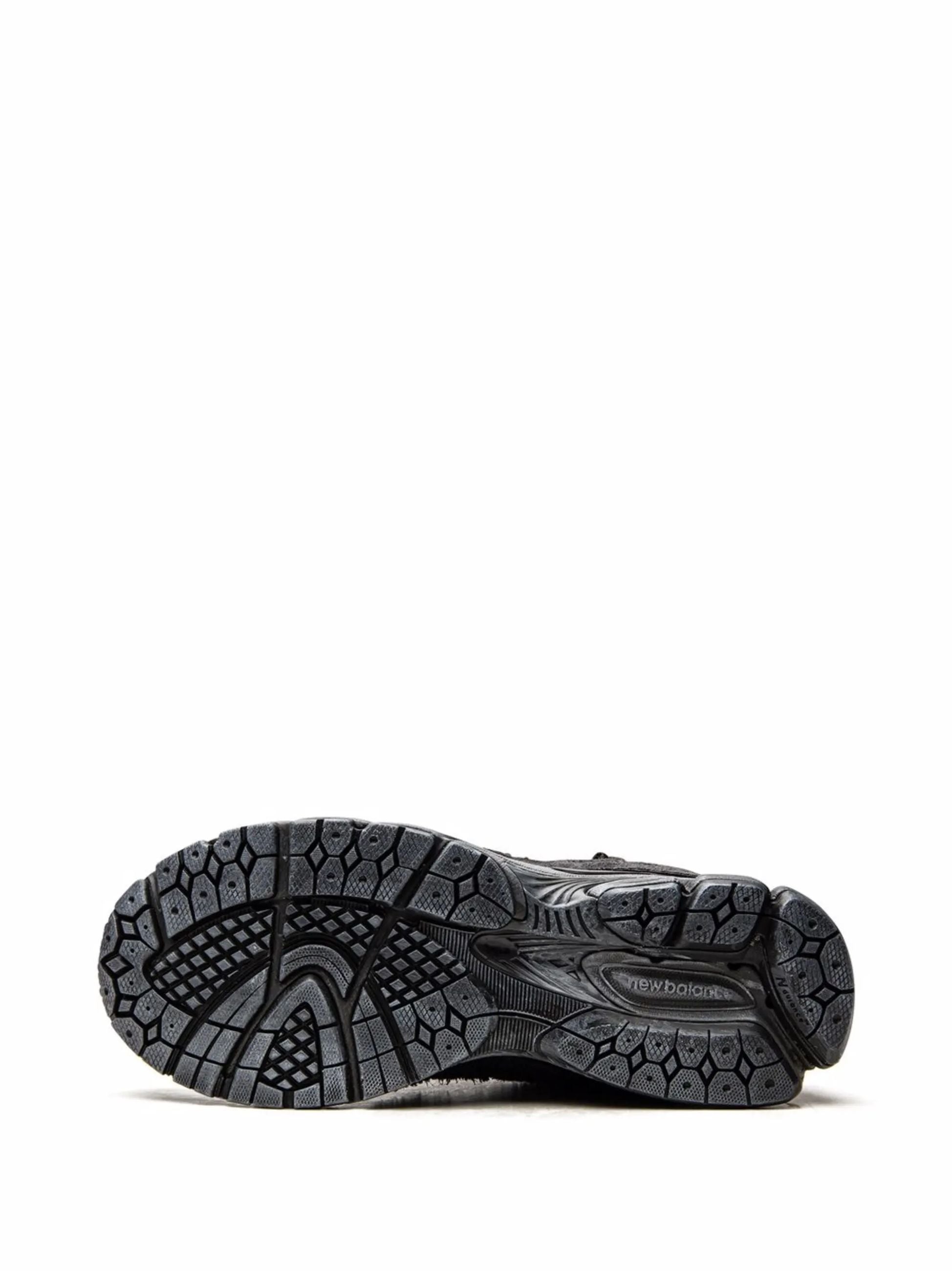 NEW BALANCE - Sneakers - M2002RDB