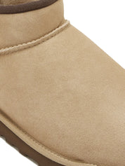 UGG - Stivali - 1137391