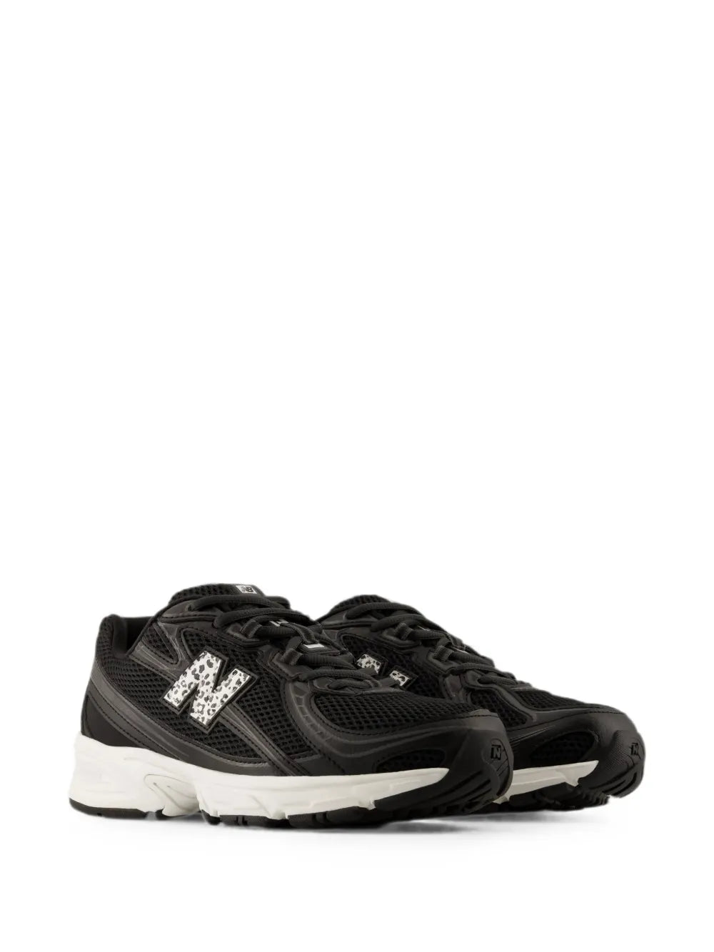 NEW BALANCE - Sneakers - U7402B2