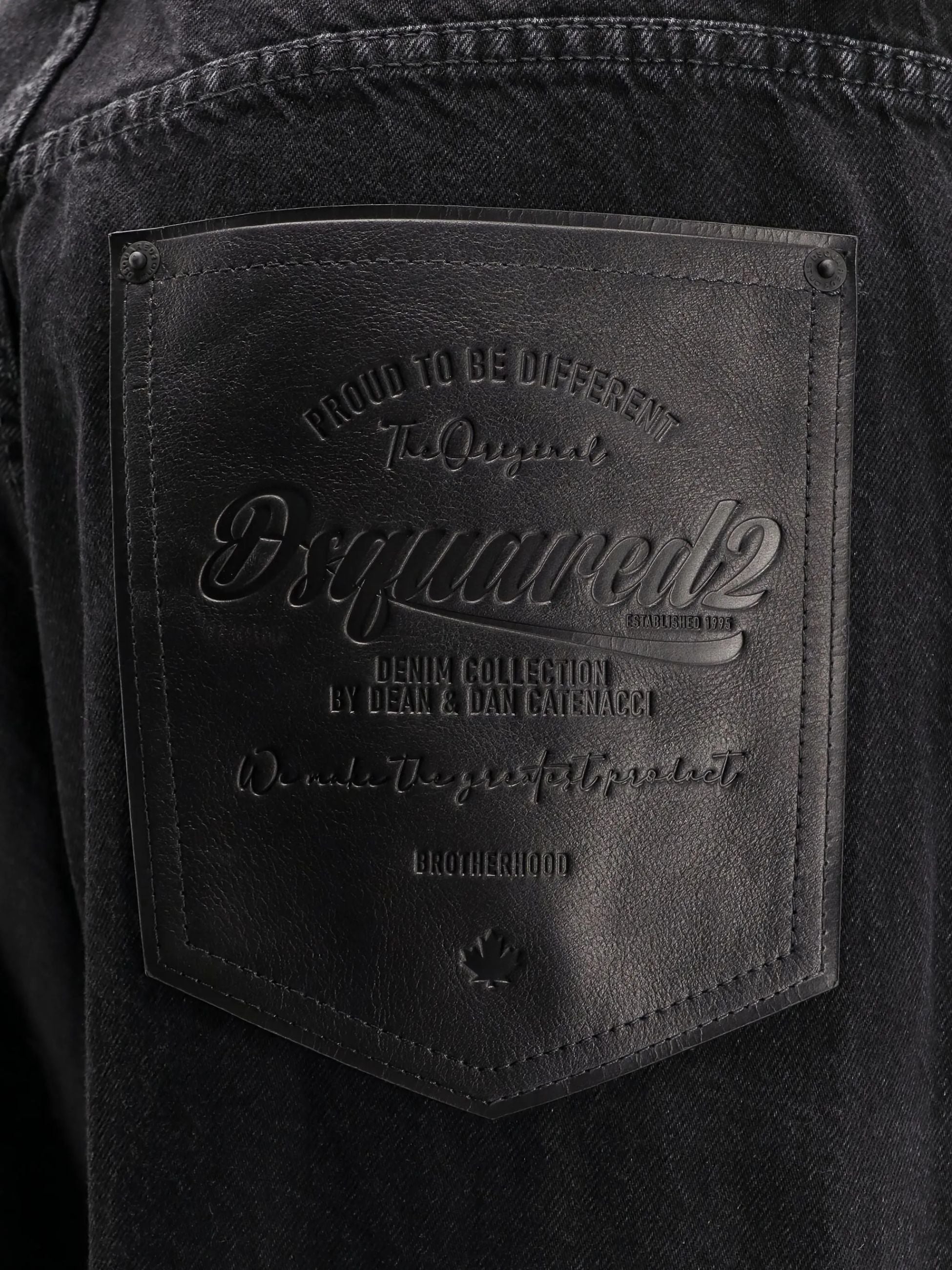 DSQUARED2 - Pantaloni - S74LB1768D30015