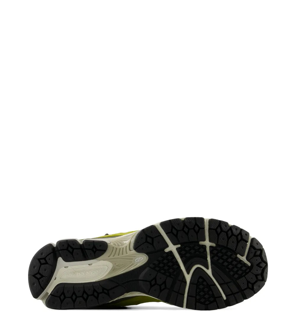 ePEFt3Vy5Uc69jsD73270e.jpg