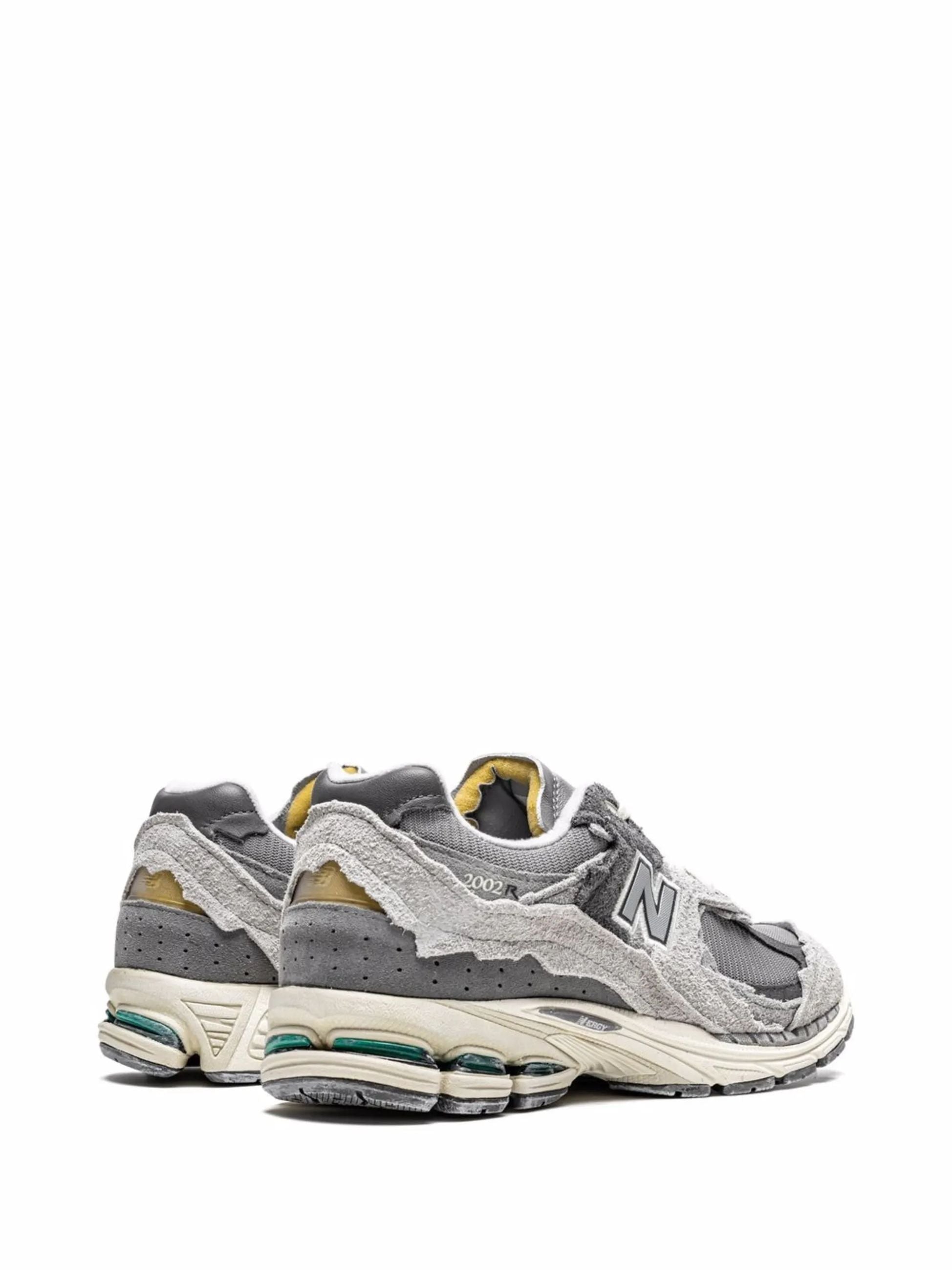 NEW BALANCE - Sneakers - M2002RDA