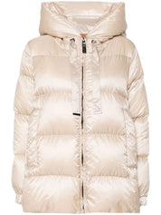 Max Mara  Beige