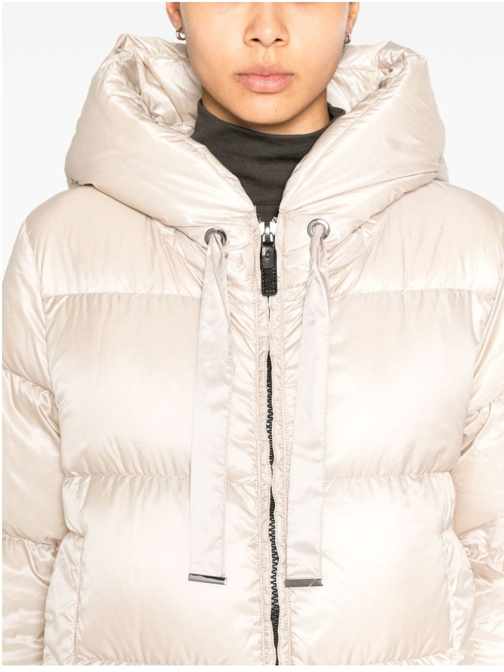 Max Mara  Beige