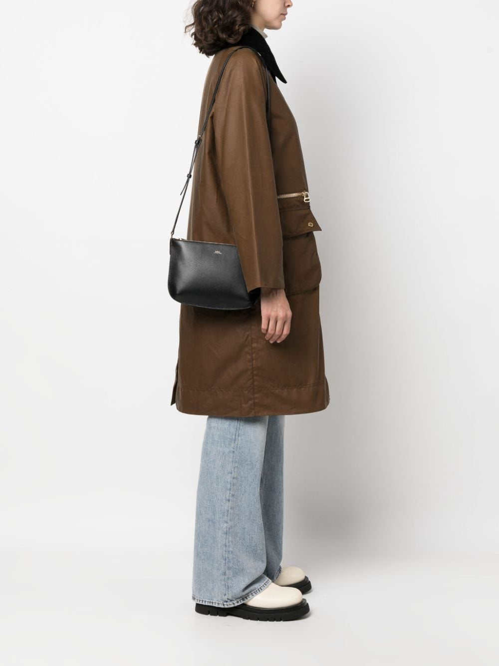 A.p.c.  Nero