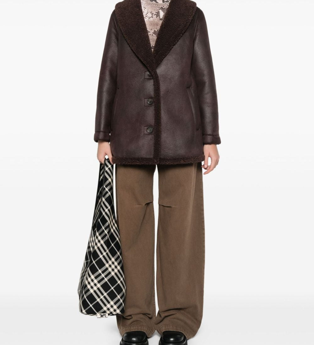 A.p.c.  Marrone