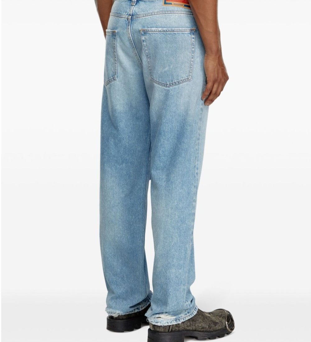 Diesel  Blu
