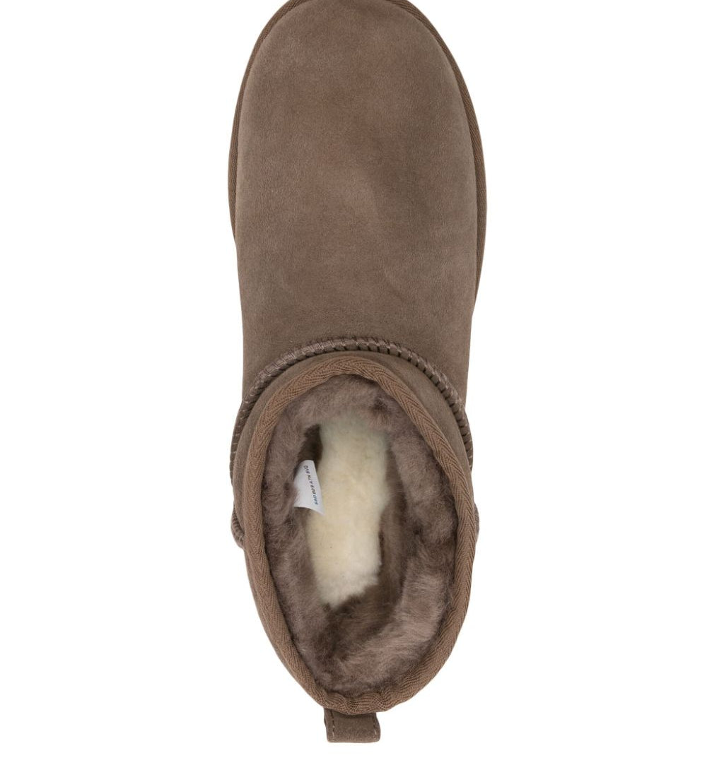 Ugg  Marrone