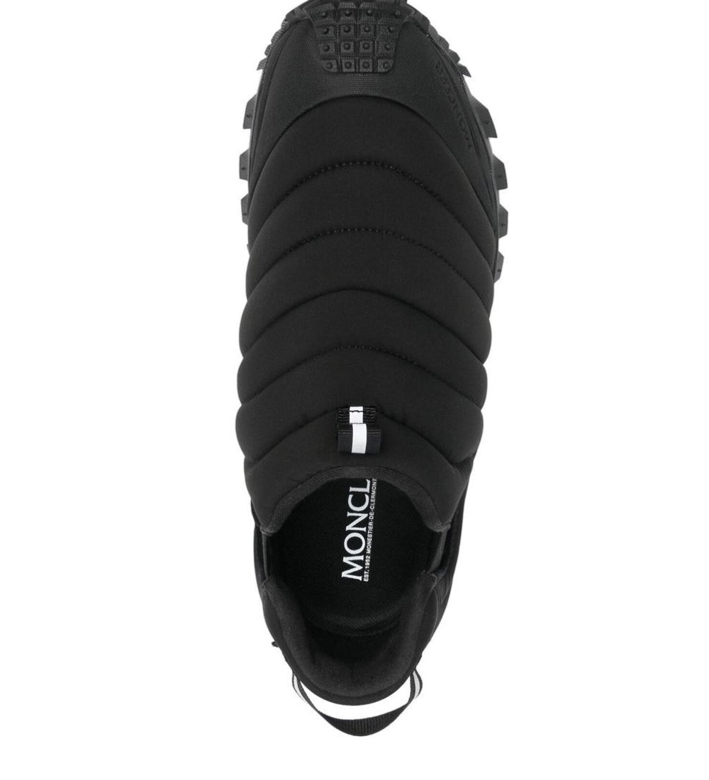 Moncler  Nero