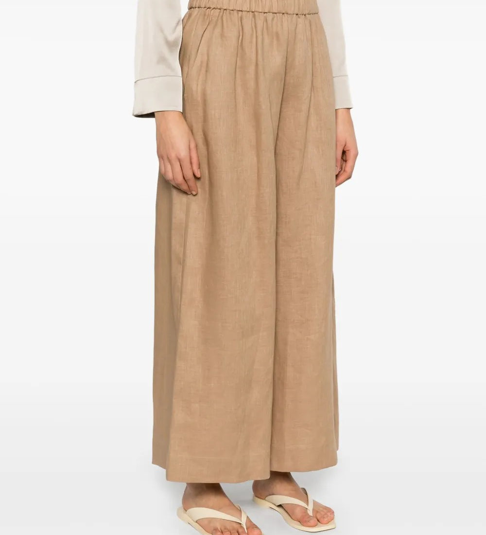 Max Mara  Beige