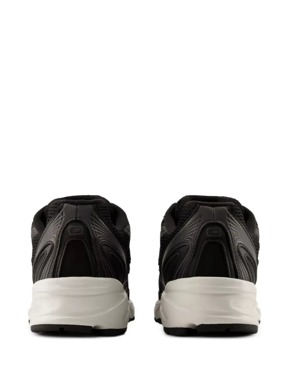 NEW BALANCE - Sneakers - U7402B2
